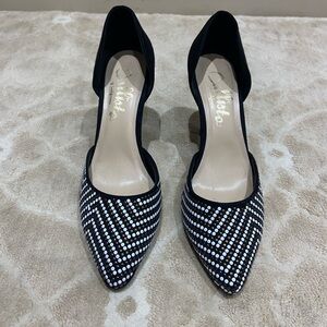 Callisto of California Elegant Black and White Women's mimosa pump beaded Heels